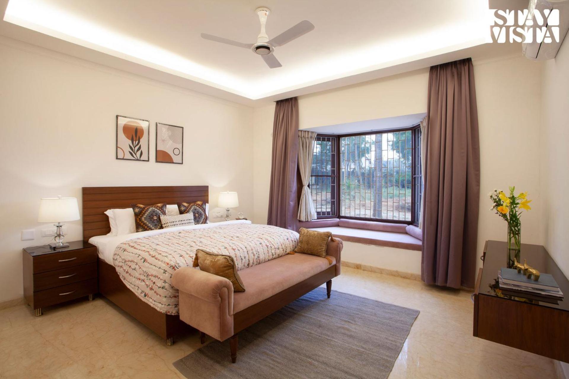Stayvista At Silver Oak Farm - Breakfast Included Bangalore Esterno foto